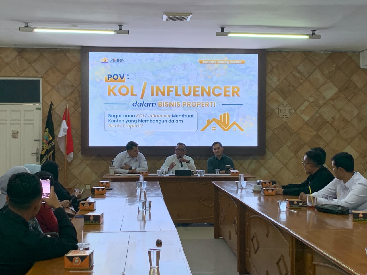 Read more about the article Sinergi AKIRA dan Kadin Lampung Bedah Peran Strategis KOL/Influencer dalam Bisnis Properti