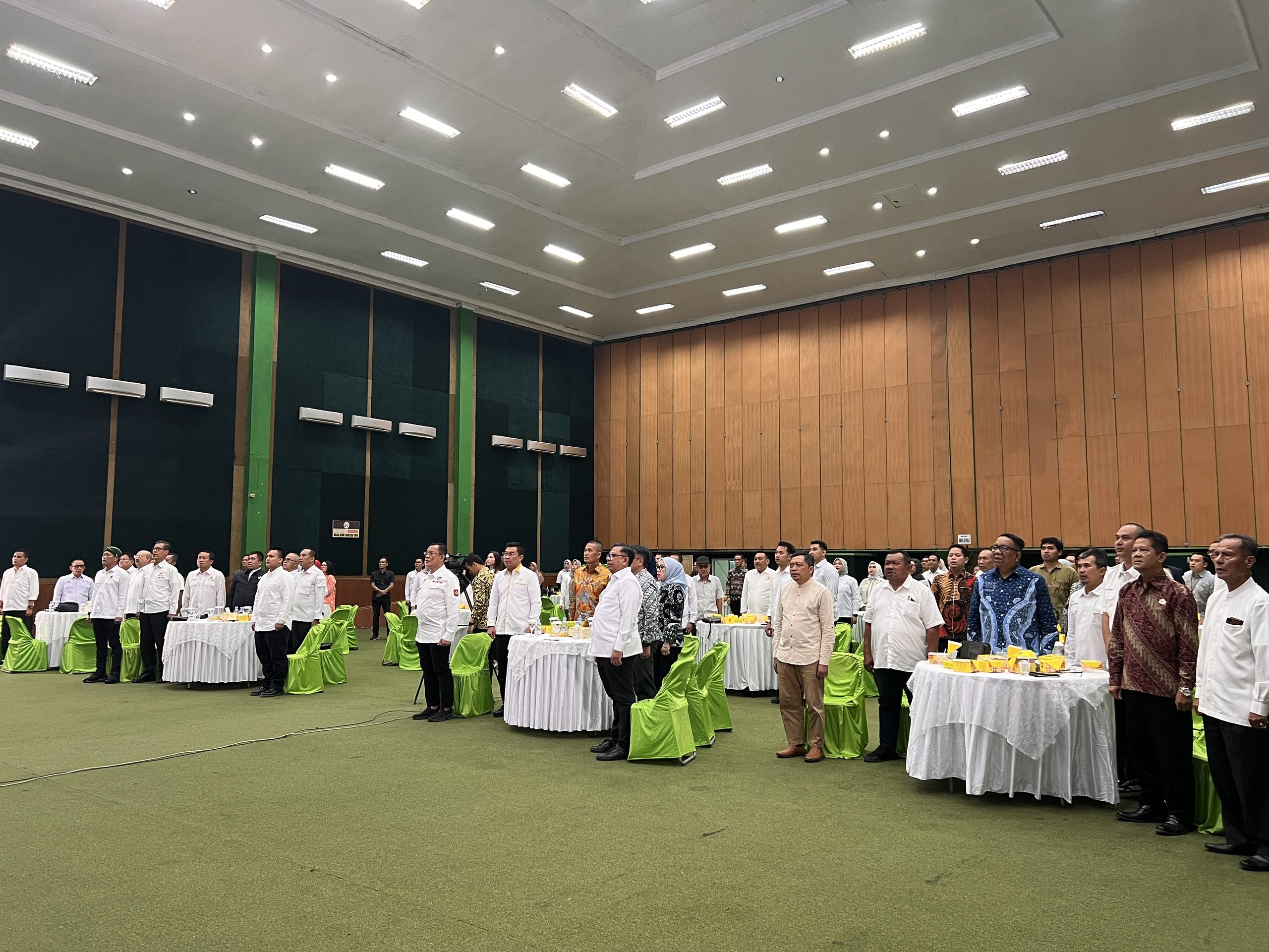 You are currently viewing Mendorong UMKM Lampung Naik Kelas, Diskusi Panel RAPIMPROV KADIN Soroti Sinergi dan Akselerasi Ekonomi Daerah